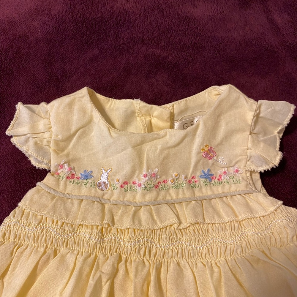 Baby girl yellow floral dress size 0-3M - Picture 3 of 6